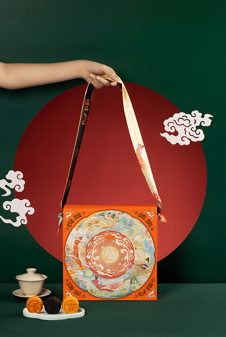 丝带绑在盒子侧面的金属环,省去了手提袋成本,更加环保!