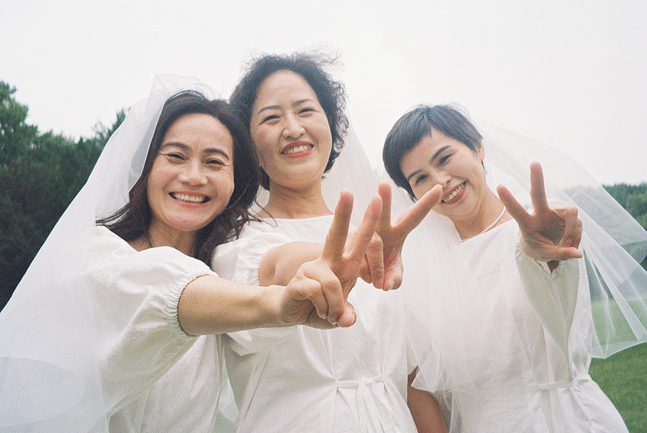 Mommy（图ZMzQ0NTAxMDc2） - 人像摄影 - 站酷设计师NiccoCai原创素材 - 站酷ZCOOL