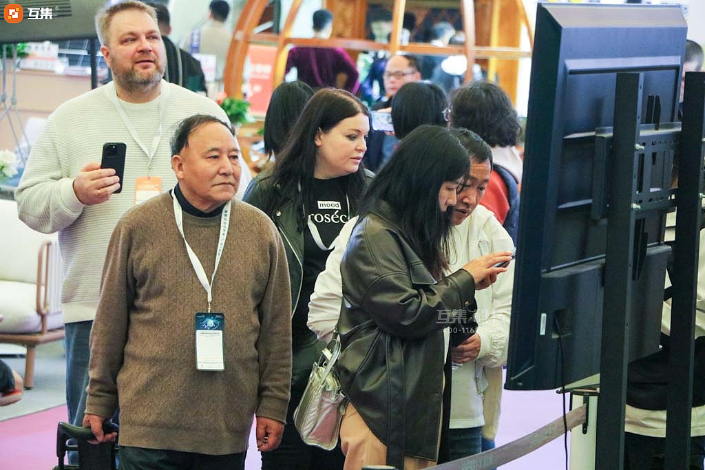 能量舰EX7惊艳亮相上海国际酒店展,引领未来生活风潮