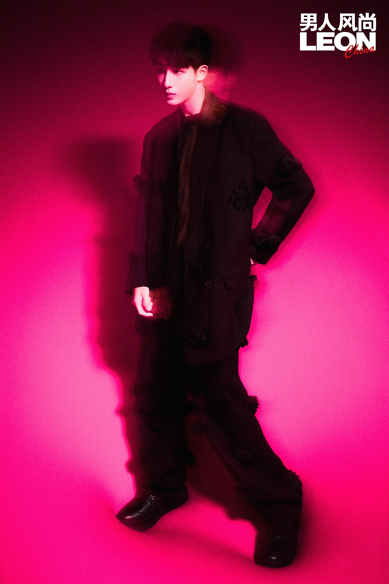 董思成《男人风尚》封面（图ZMzE2NTYxMTk2） - 时尚/艺术摄影 - 站酷设计师修图师Dahai大海原创素材 - 站酷ZCOOL