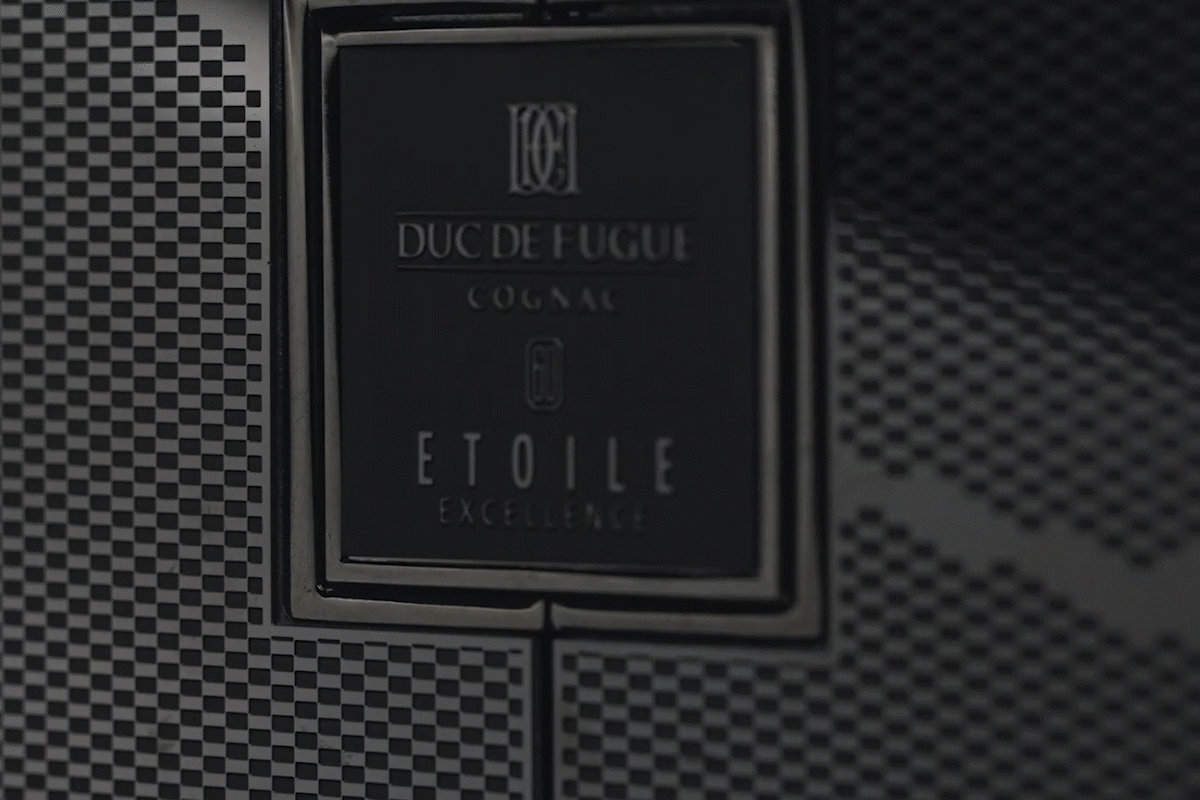 帝佛卡干邑白兰地平面视频拍摄智辰视觉（图ZMzMzMDc3NzI4） - 产品摄影 - 站酷设计师WITVISION原创素材 - 站酷ZCOOL