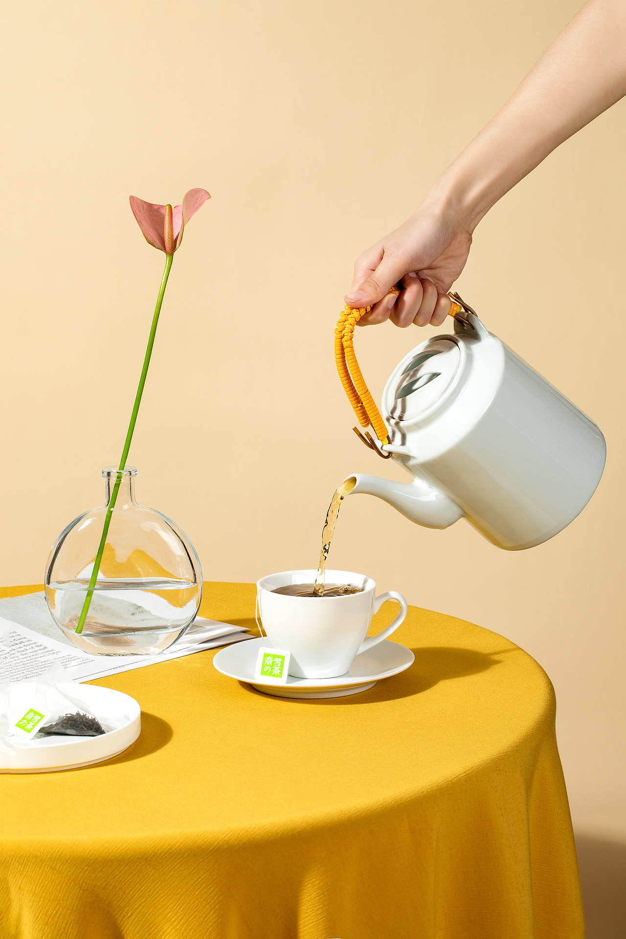 奈雪的茶/自立茶袋（图ZMzI3NjMwMTMy） - 美食摄影 - 站酷设计师冷面小丑原创素材 - 站酷ZCOOL