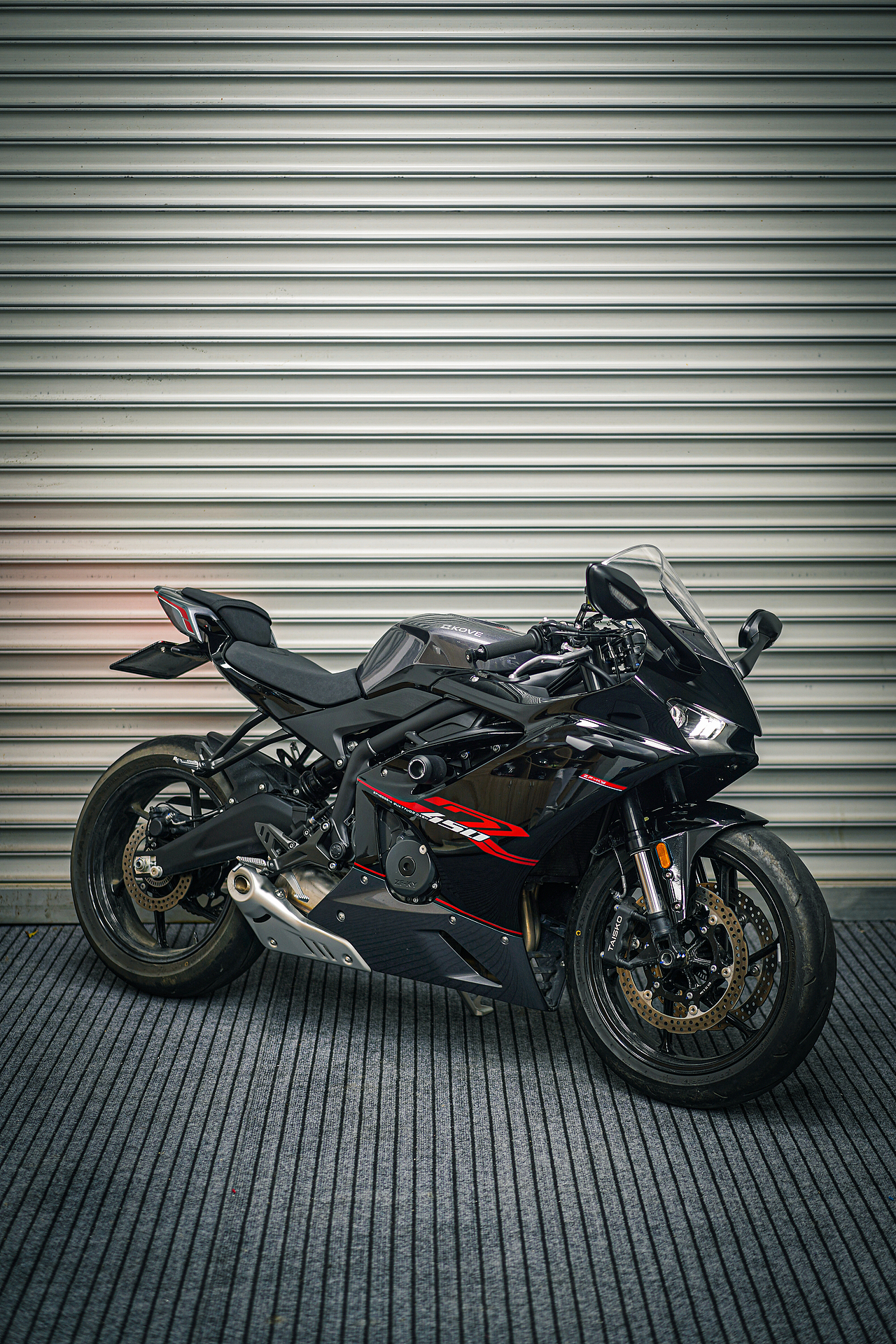 凯越机车450RR哆啦A梦定制涂装案例分享