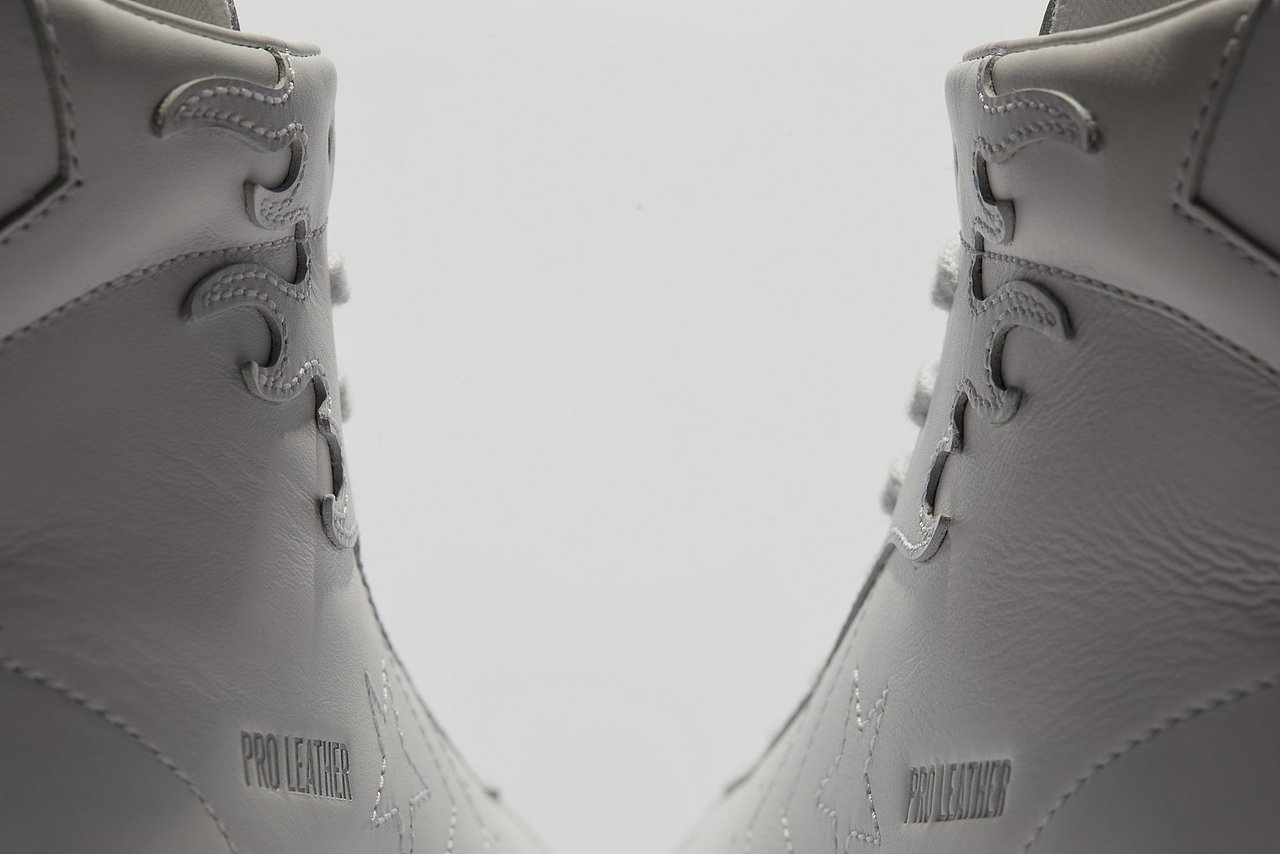 CONVERSE x 白色火焰