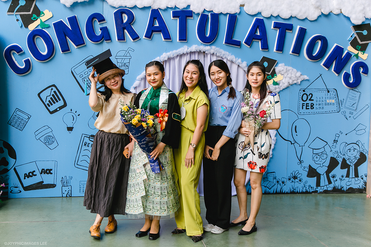 泰国的毕业典礼（图ZMzMyMTI4NzAw） - 人文/纪实摄影 - 站酷设计师钢叔原创素材 - 站酷ZCOOL