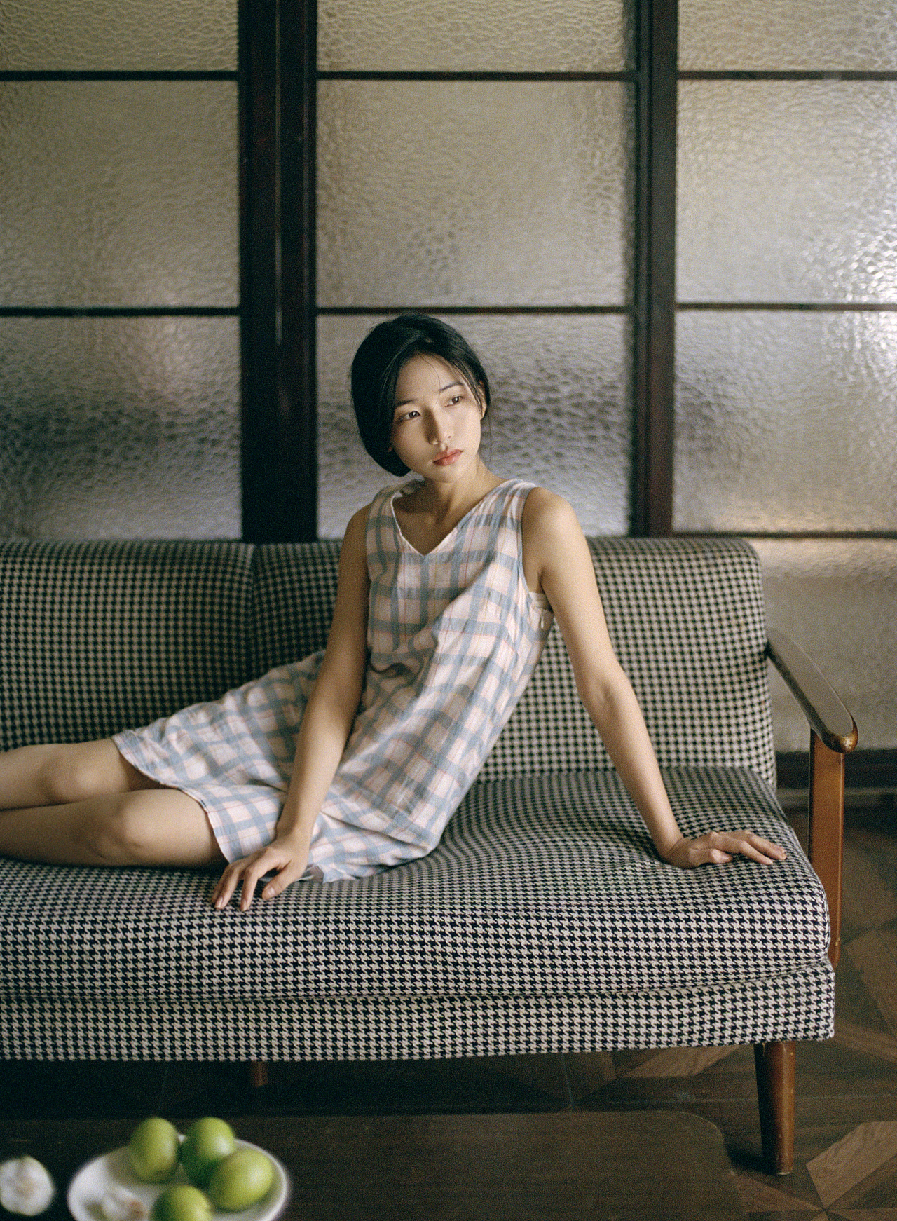 春闲（图ZMjk5MzEyMjUy） - 人像摄影 - 站酷设计师_余小鱼原创素材 - 站酷ZCOOL