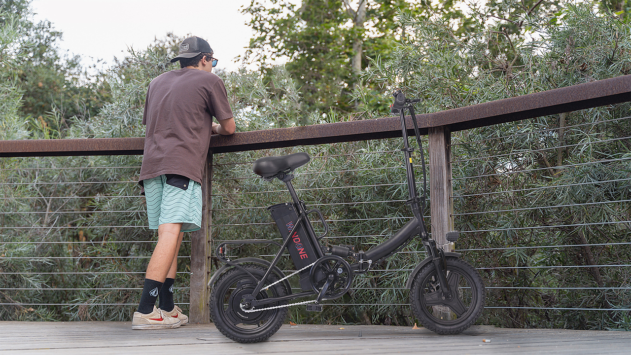 平面海报-修图合成官网BANNER制作