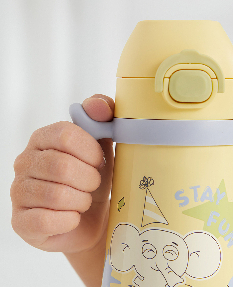 加思幼品-BABYCARE水杯设计（图ZMzE4MTM4OTIw） - 生活用品 - 站酷设计师加思幼品原创素材 - 站酷ZCOOL