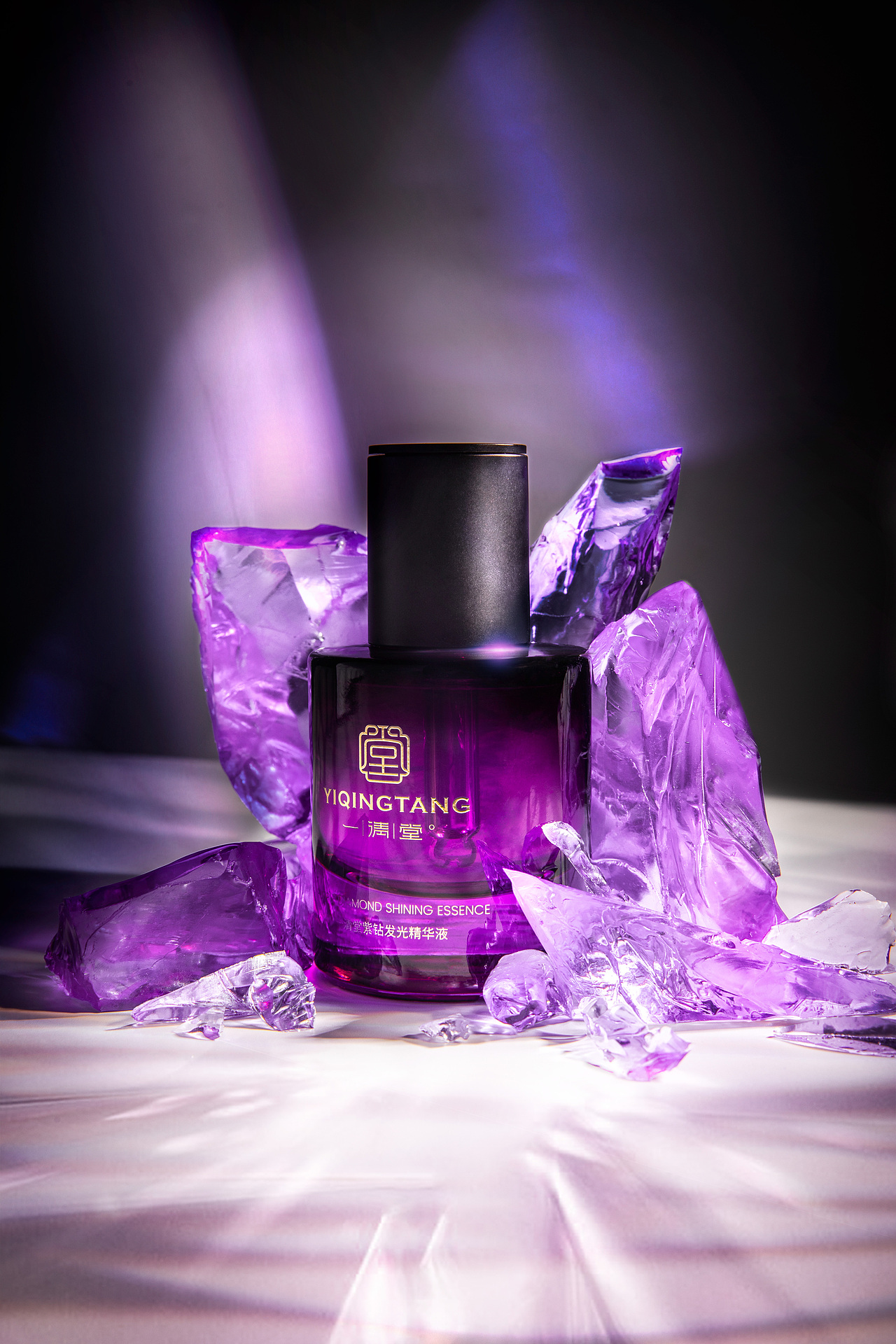 新中式护肤品 | 一清堂紫钻发光精华液 | 产品摄影