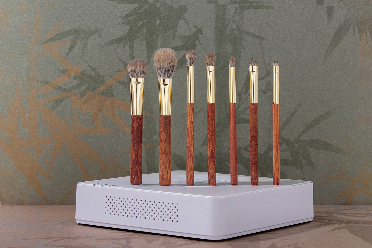 化妆刷（图ZMzIyMzA1MDAw） - 产品摄影 - 站酷设计师姚曳86原创素材 - 站酷ZCOOL