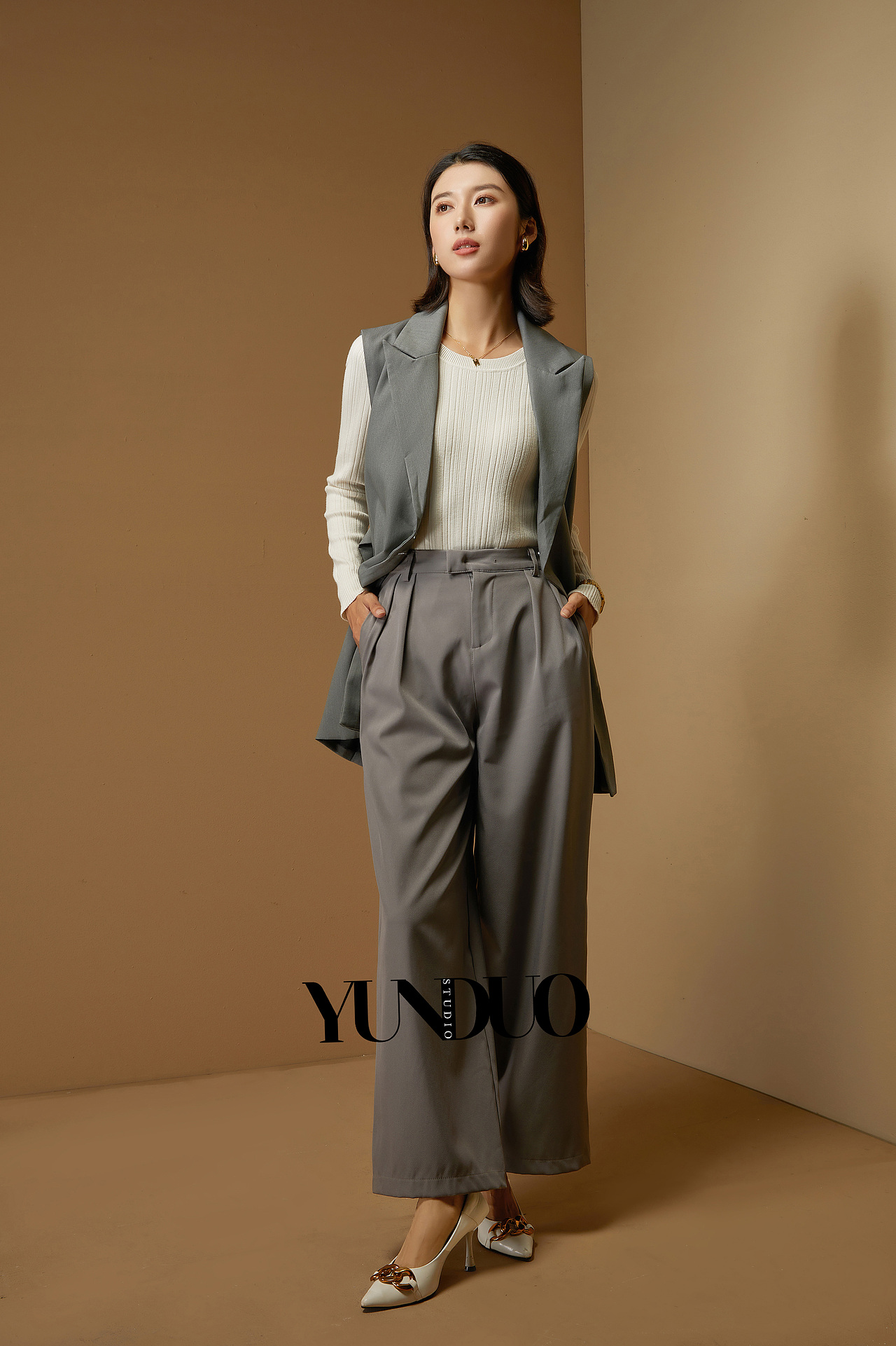 品牌:乔俪莎(QIAOLISHA) 秋冬打底衫