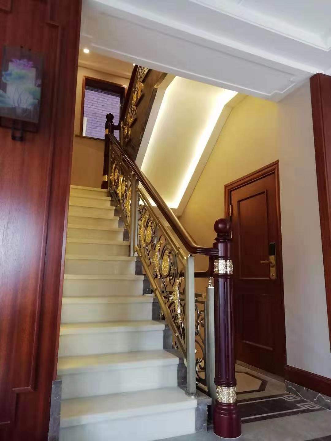 内蒙包头欧式楼梯纯铜雕花扶手