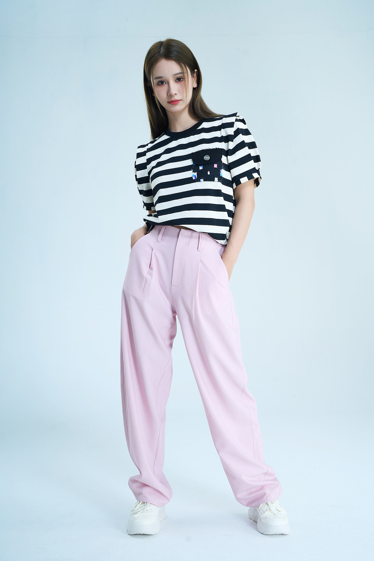 韩系品牌女装lookbook作品 条纹T恤和粉色西裤（图ZMzM5NjU4MDA4） - 人像摄影 - 站酷设计师不只语言原创素材 - 站酷ZCOOL