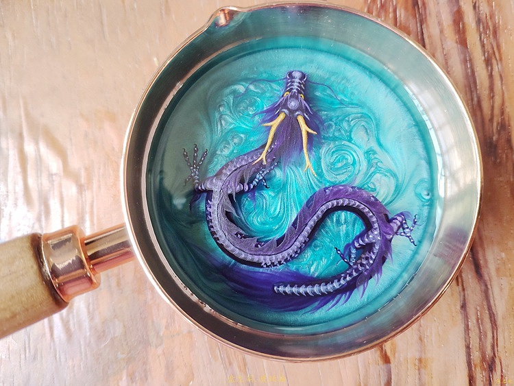 一小锅紫神龙 琥珀绘