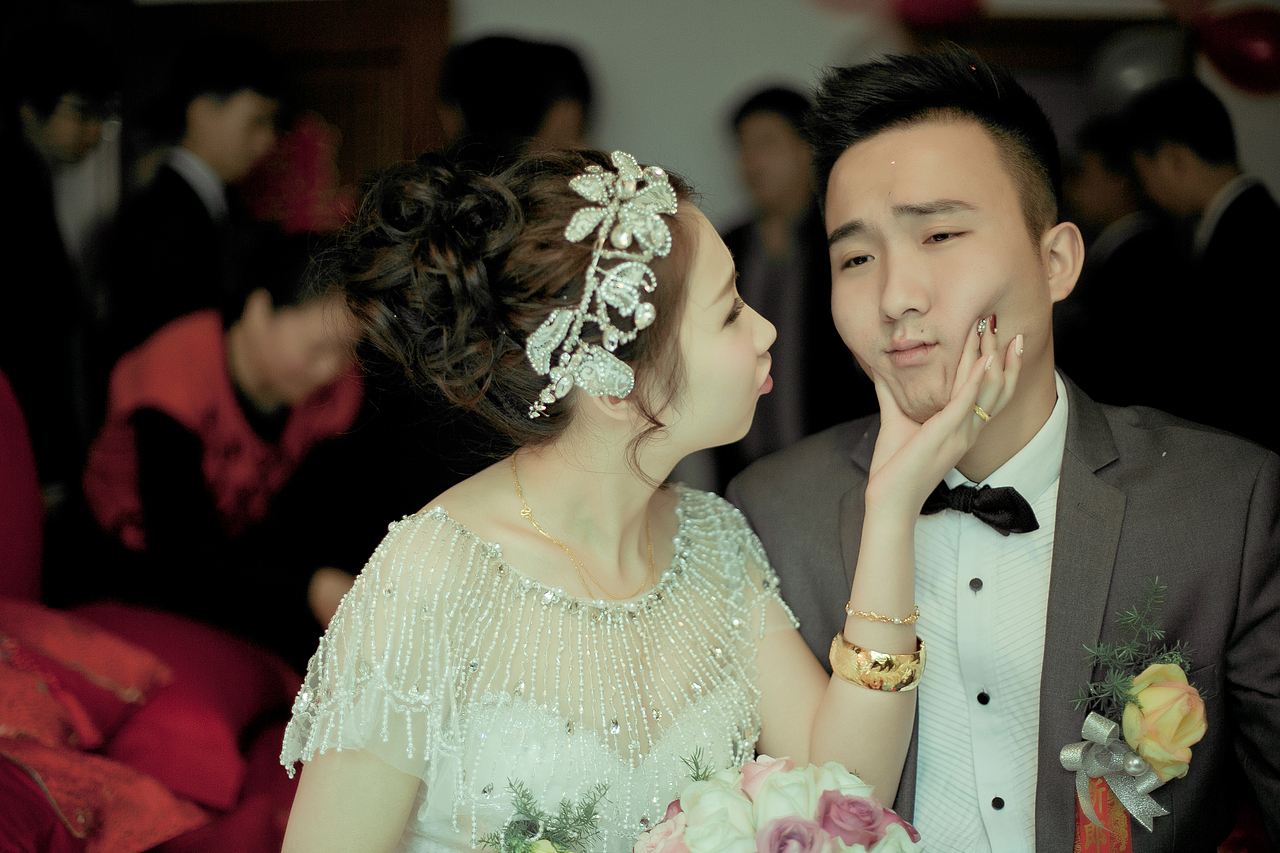 {李拓石}2015-1-1 婚礼作品（图ZMjY1NTk2MzI=） - 人像摄影 - 站酷设计师摄影师Barry原创素材 - 站酷ZCOOL