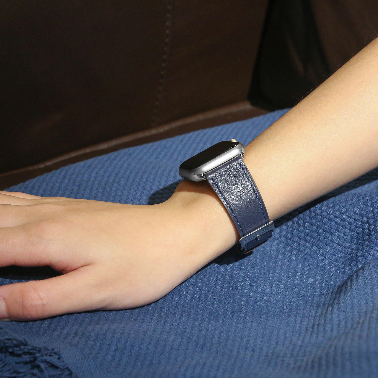 苹果手表爱马仕皮表带（图ZMTk3OTg0MzA4） - 产品摄影 - 站酷设计师leo小蛋黄原创素材 - 站酷ZCOOL