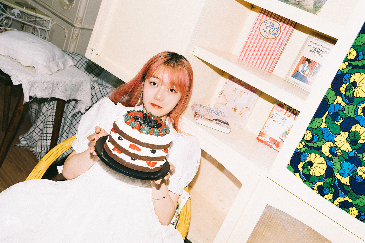 “周末在家当废物的感觉真的好幸福啊啊啊啊啊”