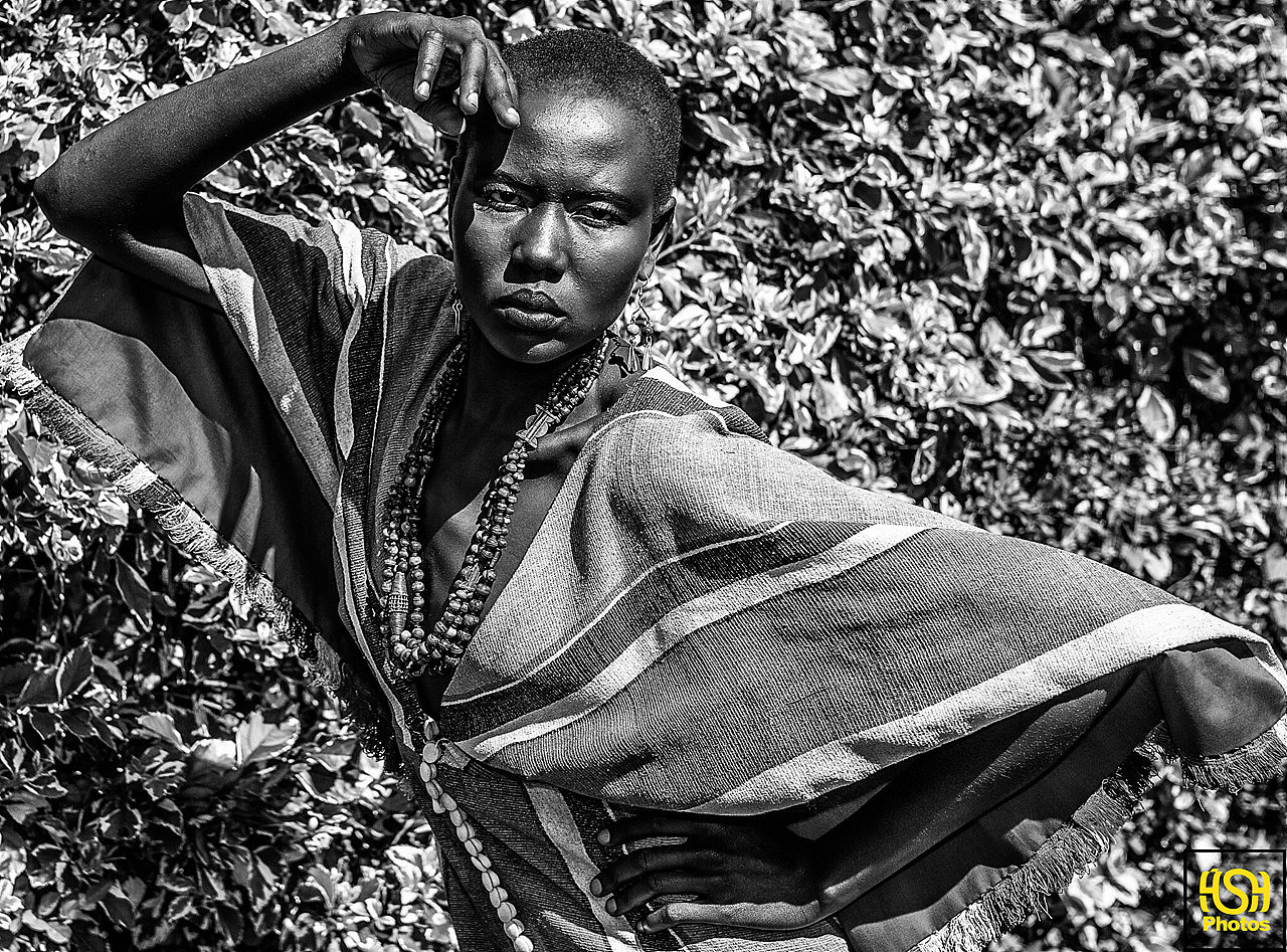 人在非洲——绝版非洲部落服装秀|摄影|人文/纪实|黑摄会_人在非洲 - 原创作品 - 站酷 (ZCOOL)