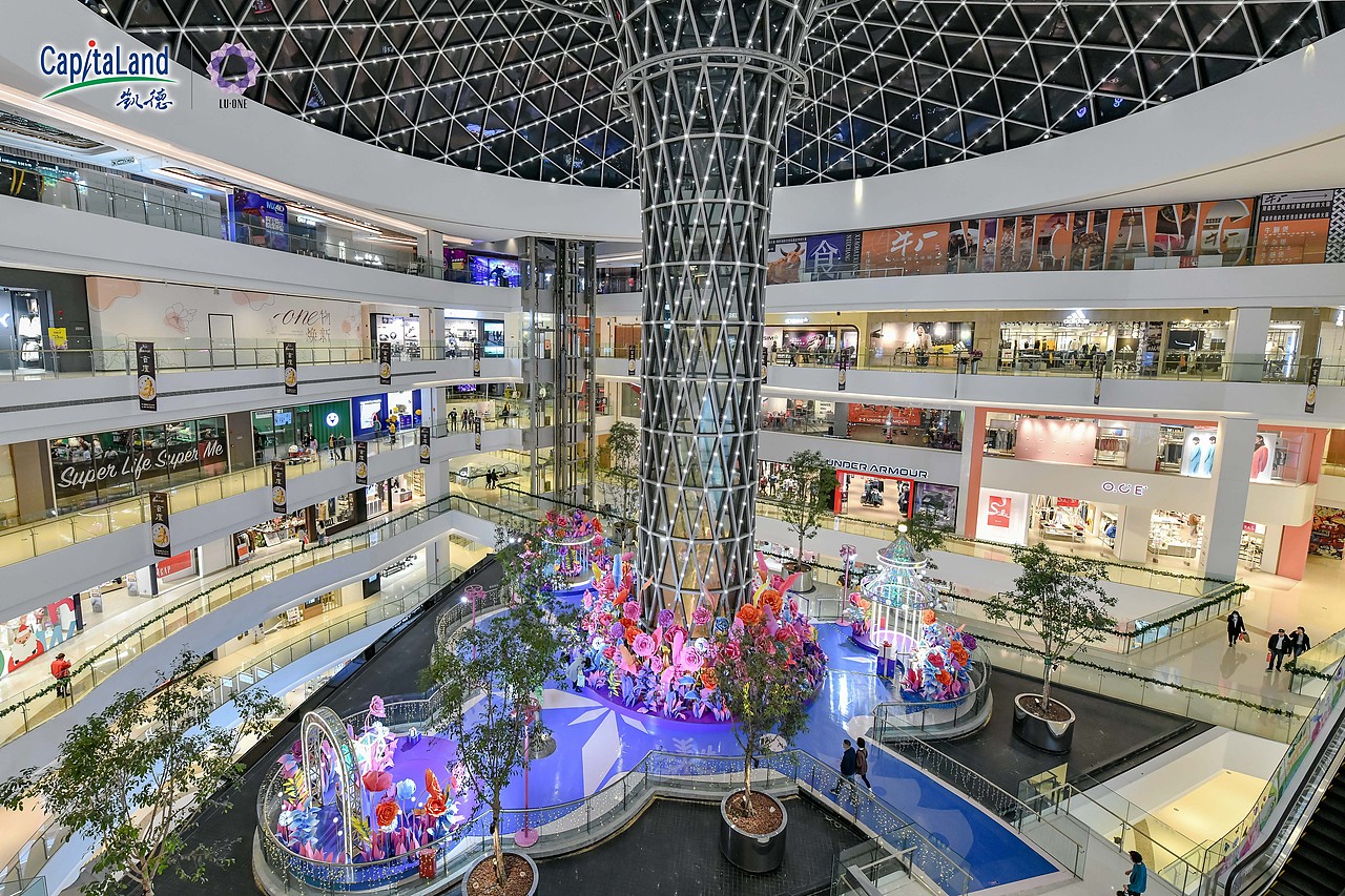 上海LUONE凯德晶萃广场圣诞美陈展（图ZMjgxMjE3MTI0） - 展陈设计 - 站酷设计师辉联文化原创素材 - 站酷ZCOOL