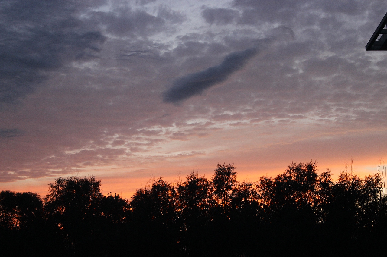 火烧云（图ZMTE2MDI5OTI=） - 风光摄影 - 站酷设计师酷酷男孩原创素材 - 站酷ZCOOL