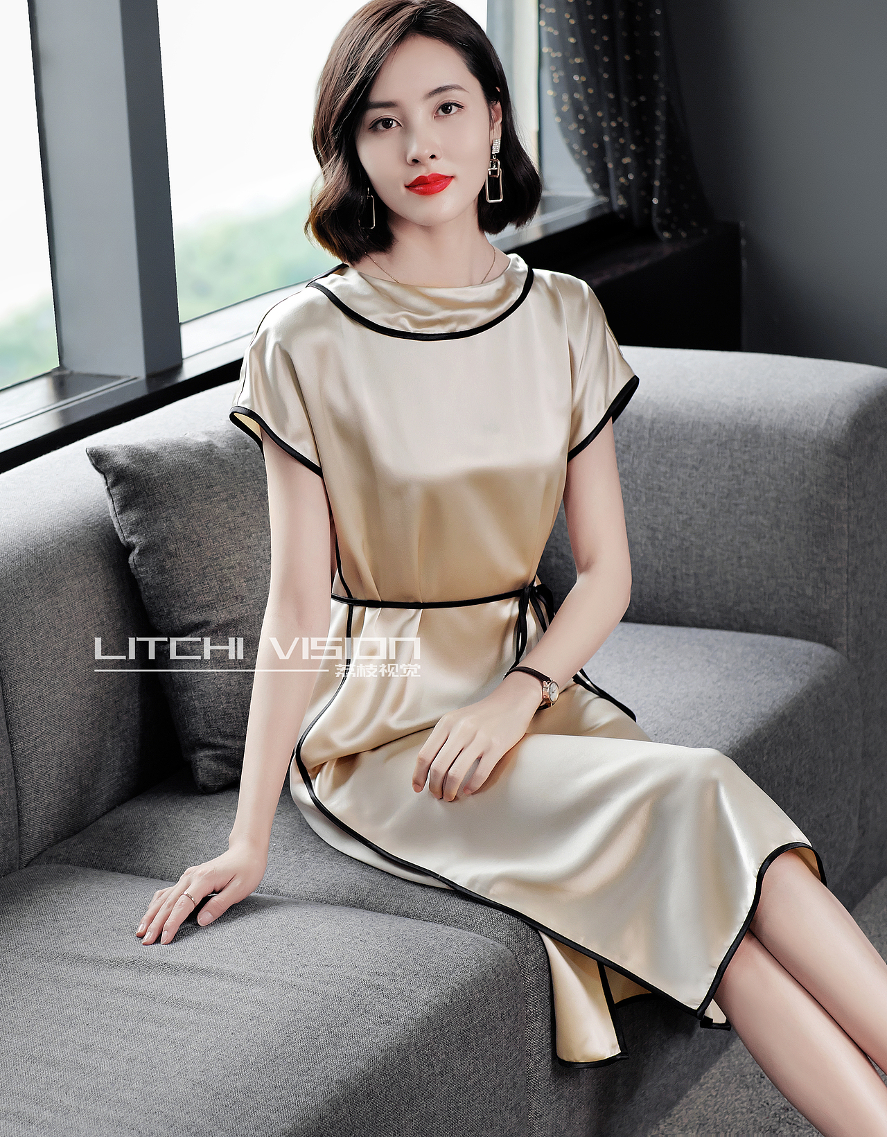 服装拍摄 / 感受不到爱意的时候 记得全身而退（图ZMjU2MDYxMDg0） - 休闲/流行服饰 - 站酷设计师深圳荔枝视觉原创素材 - 站酷ZCOOL