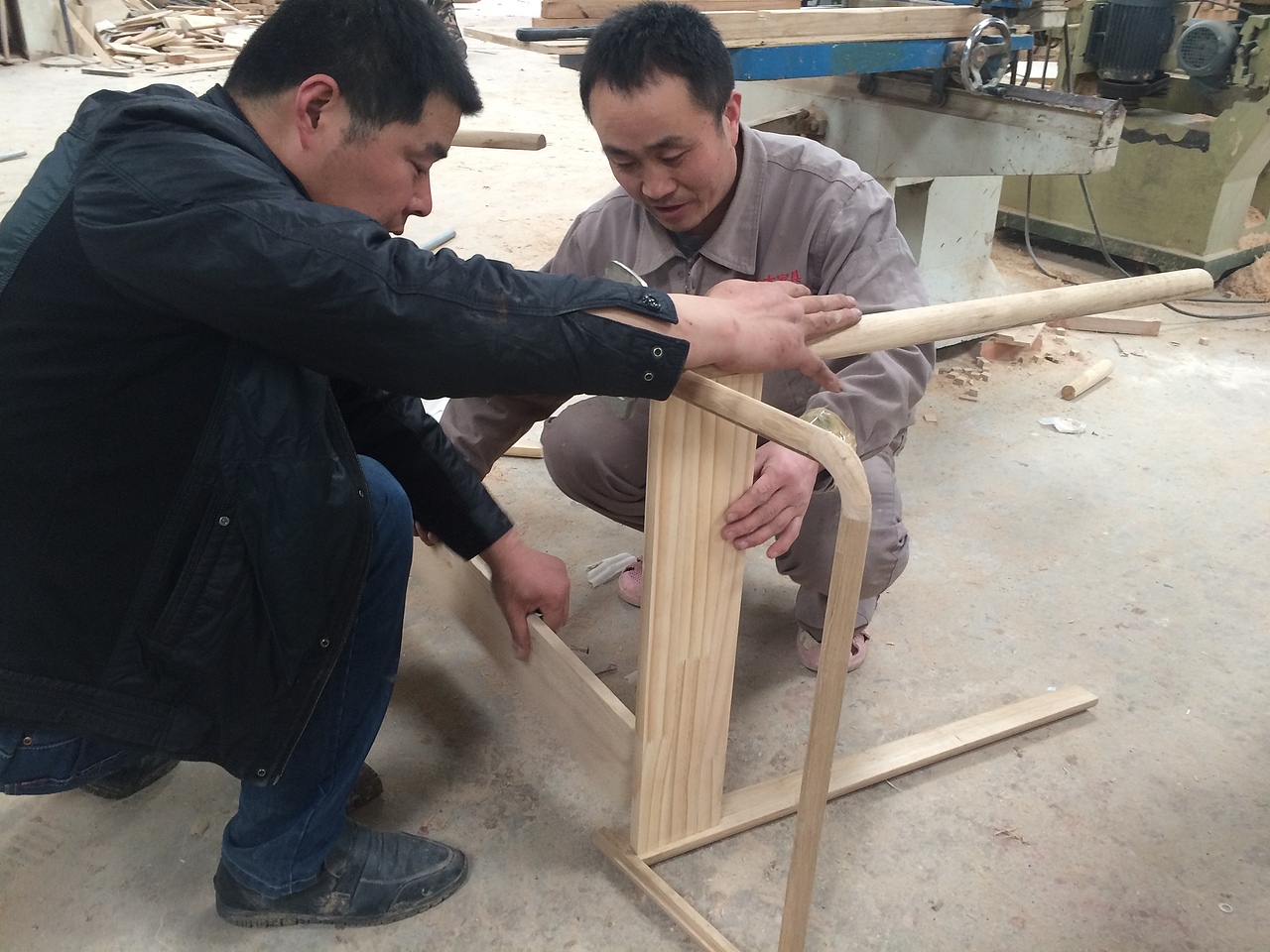 SOURCE-工业设计师工作台