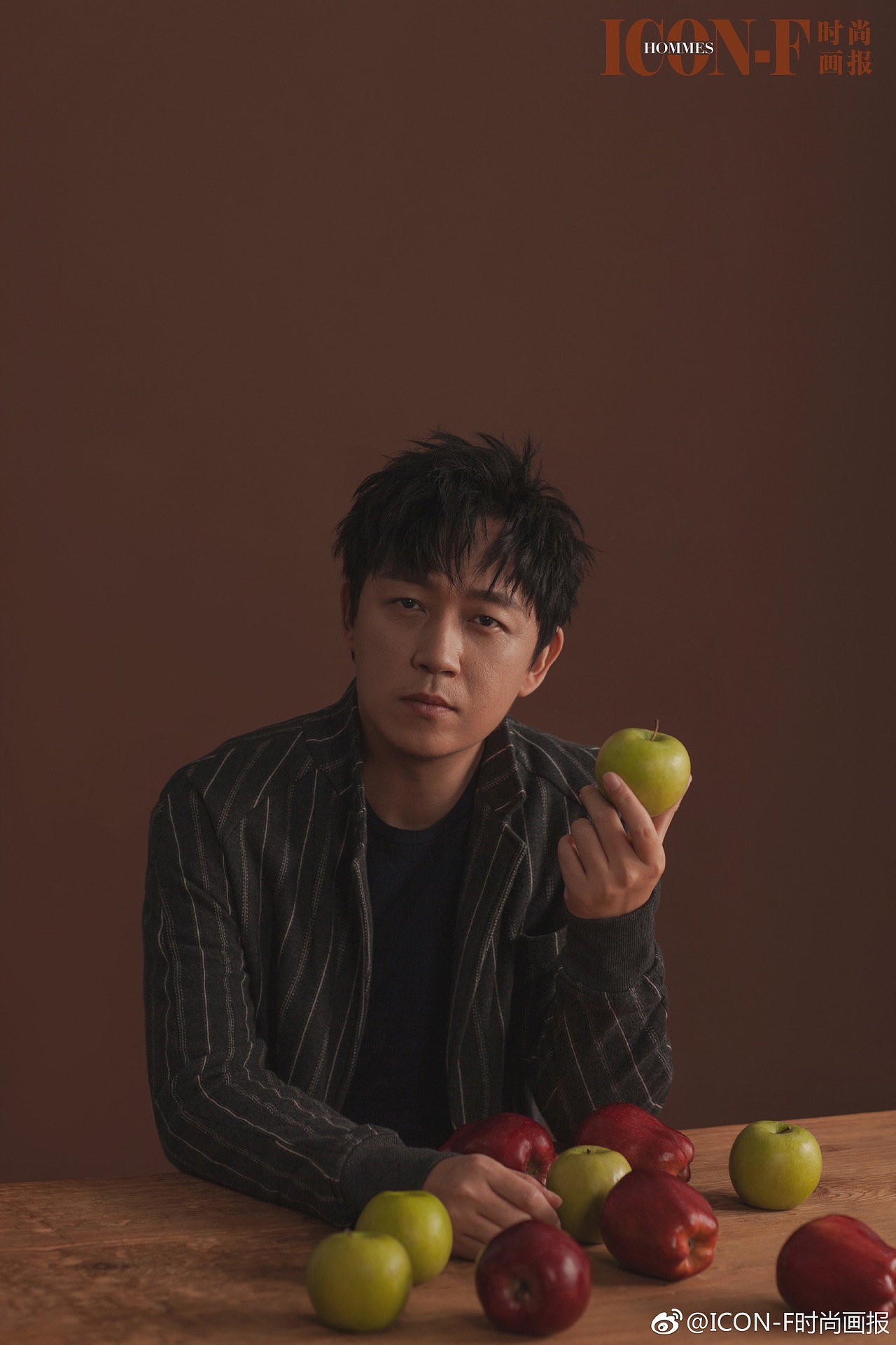 icon-f时尚画报封面:潘粤明