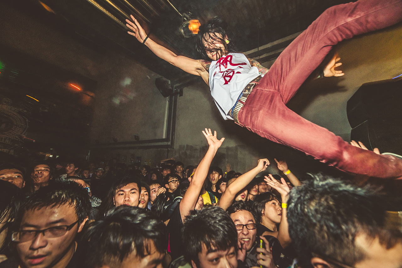 330金属音乐节广州站（图ZMjE4MTM2NDA=） - 人像摄影 - 站酷设计师凹凸蜀黍原创素材 - 站酷ZCOOL