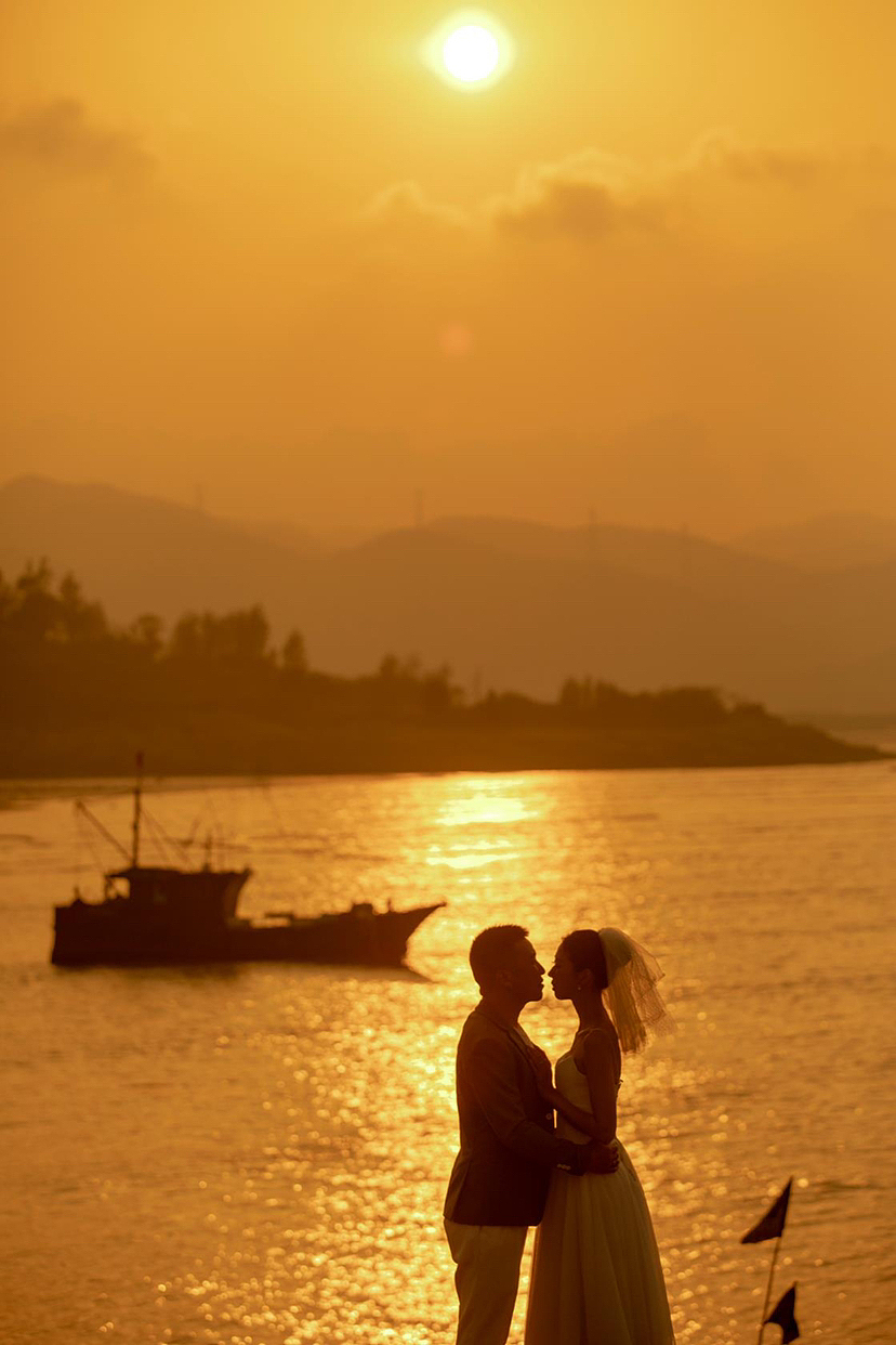 婚纱海边黄昏🌆