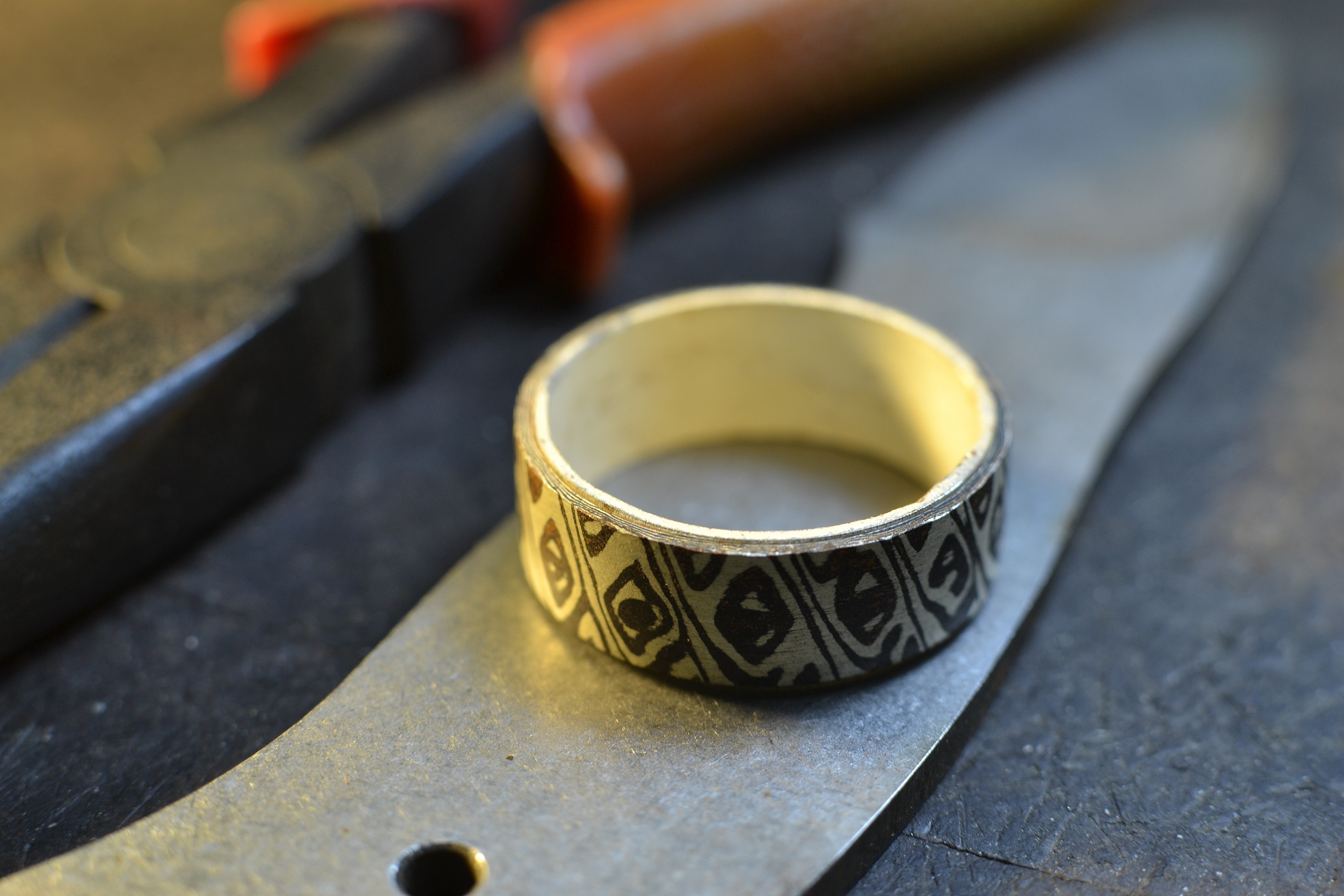 宽木纹金戒指|手工艺|首饰|易水癫 - 原创作品 - 站酷 (zcool)