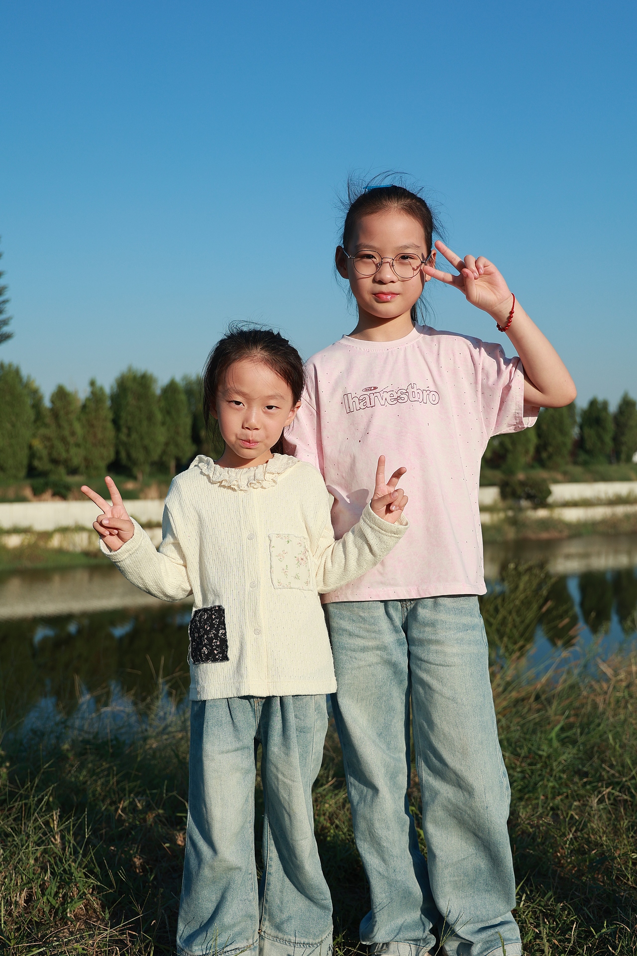 古城外的湖水（圖ZMzc4MjQyOTAw） - 人像攝影 - 站酷設(shè)計(jì)師瑪尼石原創(chuàng)素材 - 站酷ZCOOL