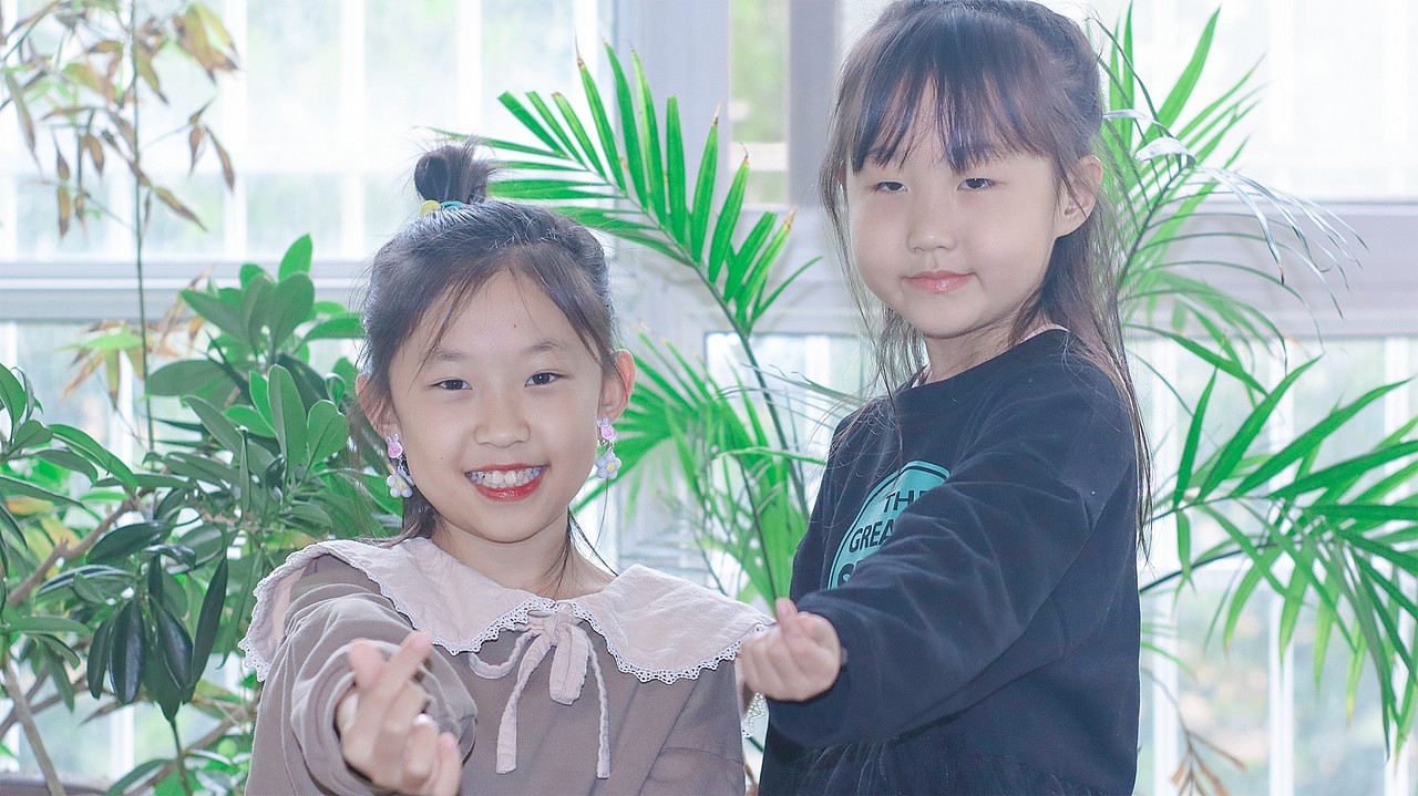 姐姐妹妹可可爱爱