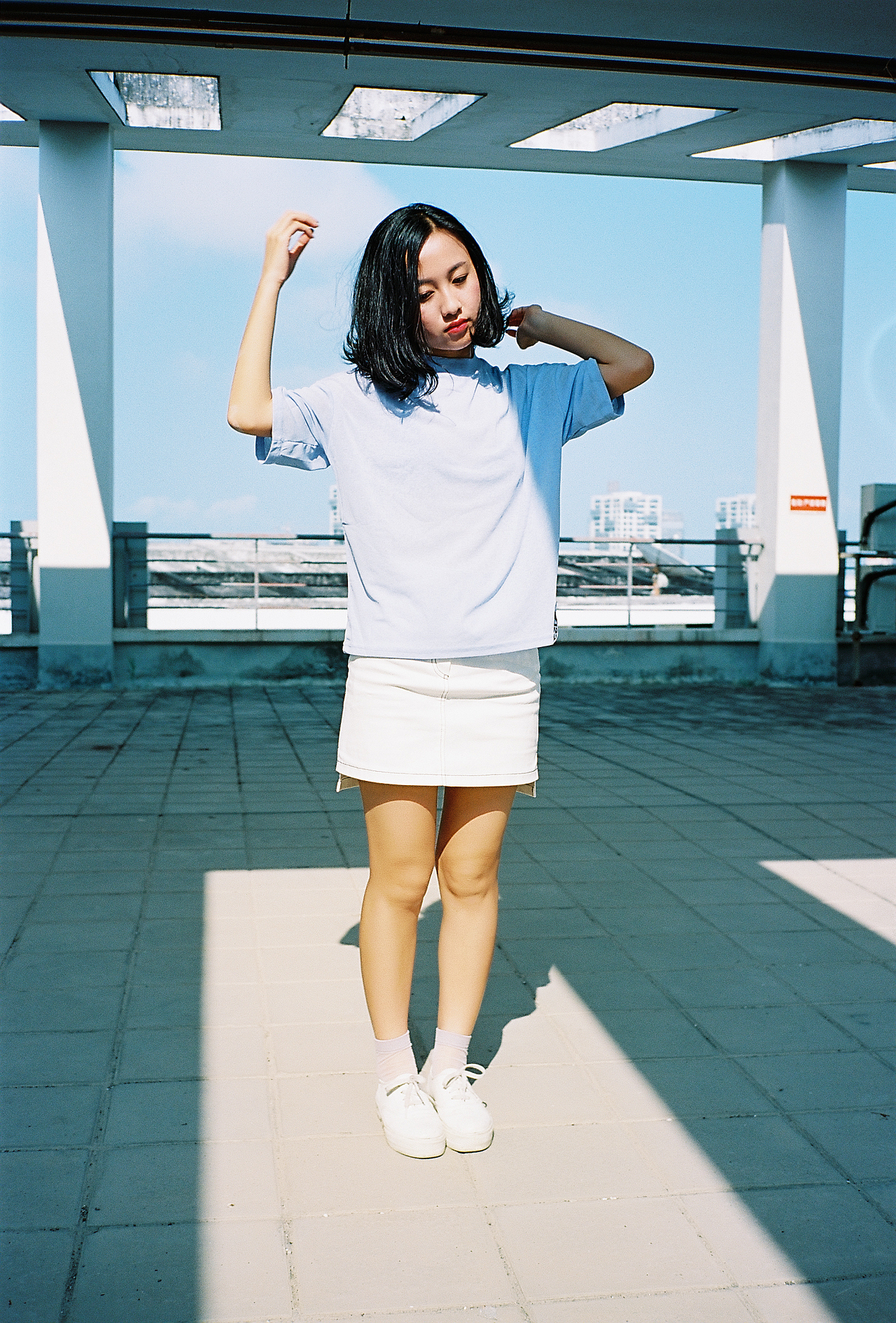 她的夏天（图ZMzAwNDQ5MzY=） - 人像摄影 - 站酷设计师洗衣机它转疯了原创素材 - 站酷ZCOOL