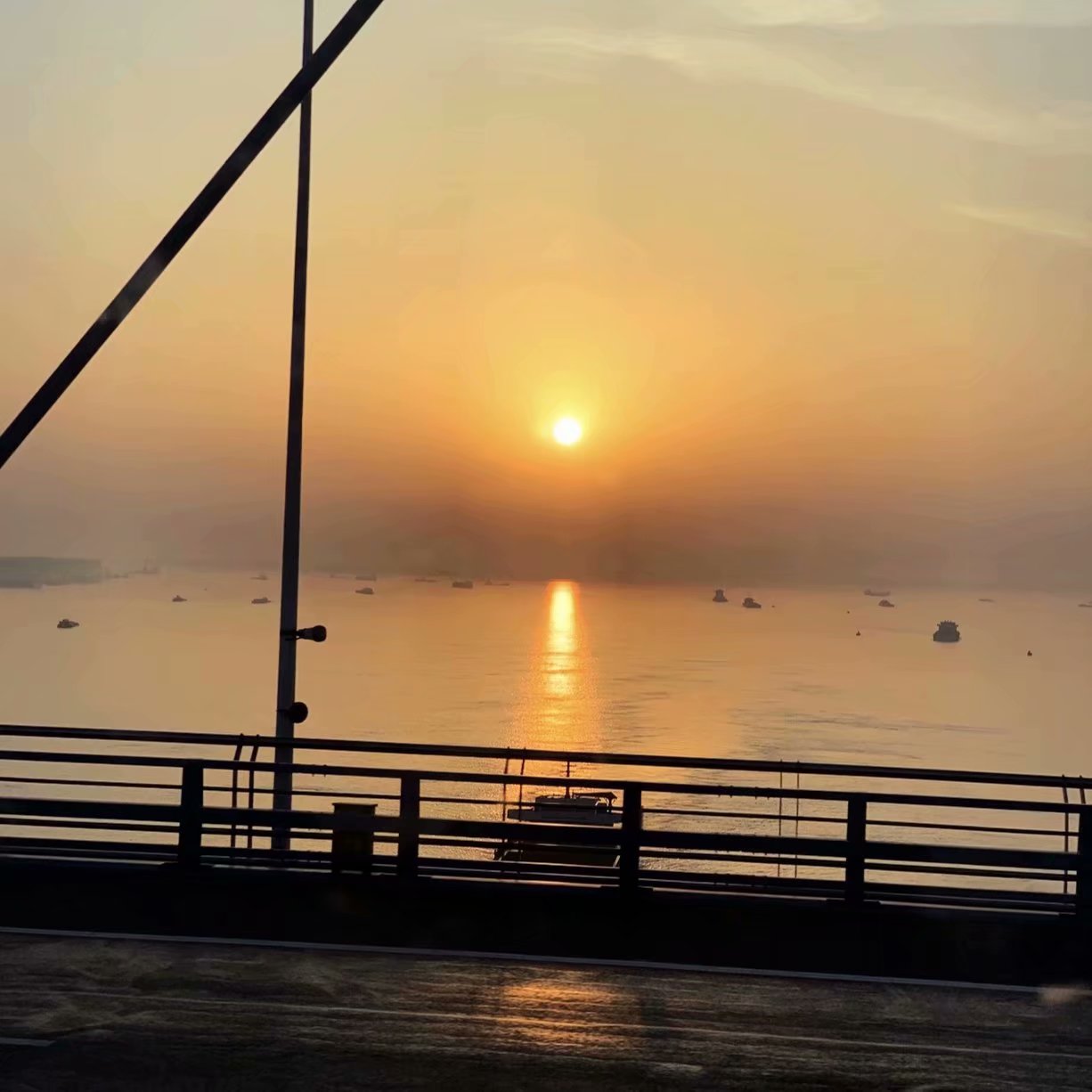 阿MinGW的個(gè)人主頁(yè)（背景預(yù)覽） - 主頁(yè)背景設(shè)置 - 站酷設(shè)計(jì)師阿MinGW原創(chuàng)素材 - 站酷ZCOOL