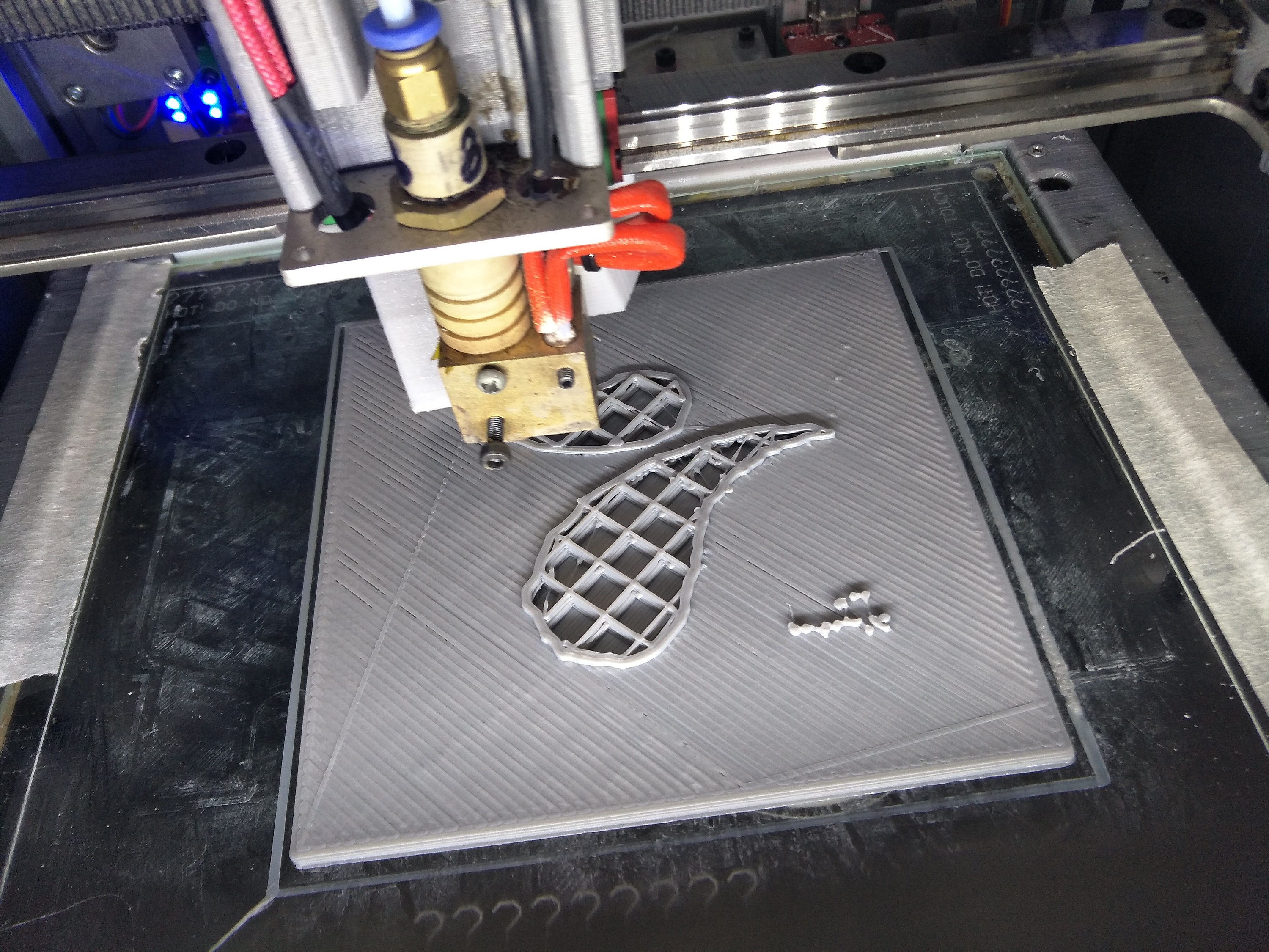 鸡年logo>的3d打印