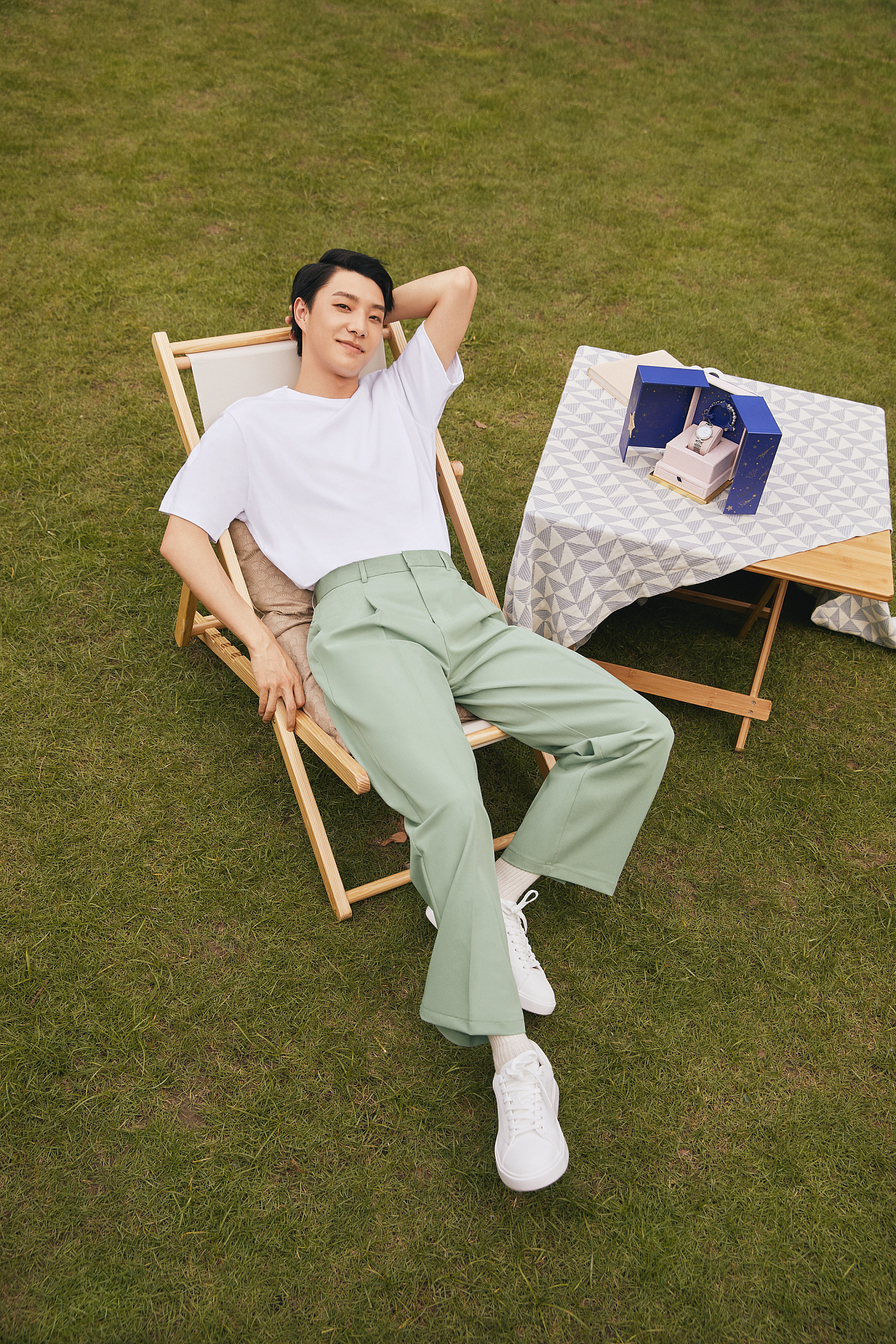 nivida手表代言&张新尧