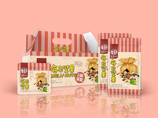 每日坚果 —— 华味亨 / 包装(系列A)