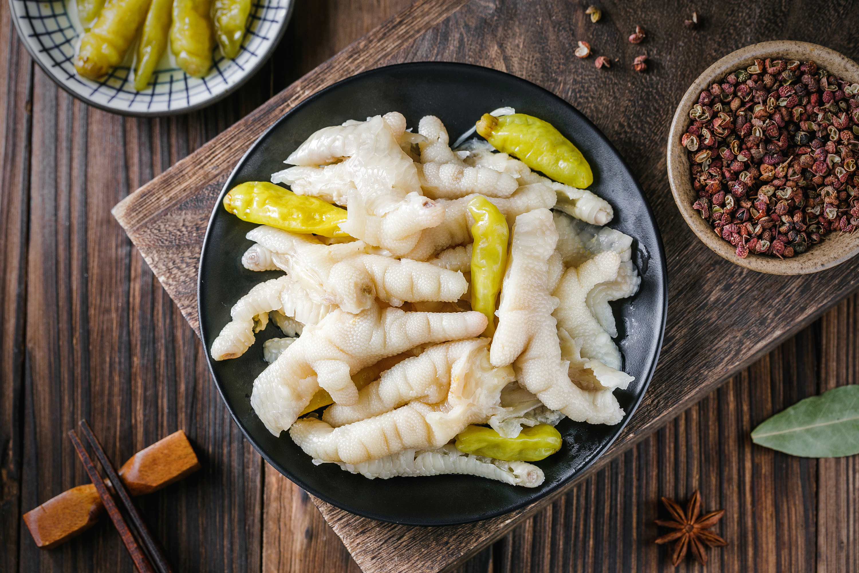 酸辣无骨凤爪|泡椒无骨凤爪