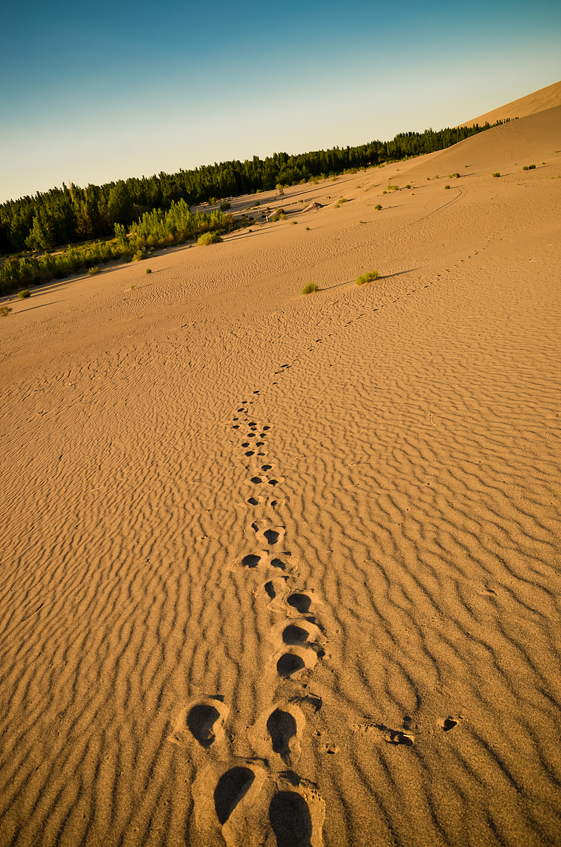 12年6月，兰州-嘉峪关-敦煌-西安（图ZNzI3MjM4NA==） - 风光摄影 - 站酷设计师blue_hermit原创素材 - 站酷ZCOOL