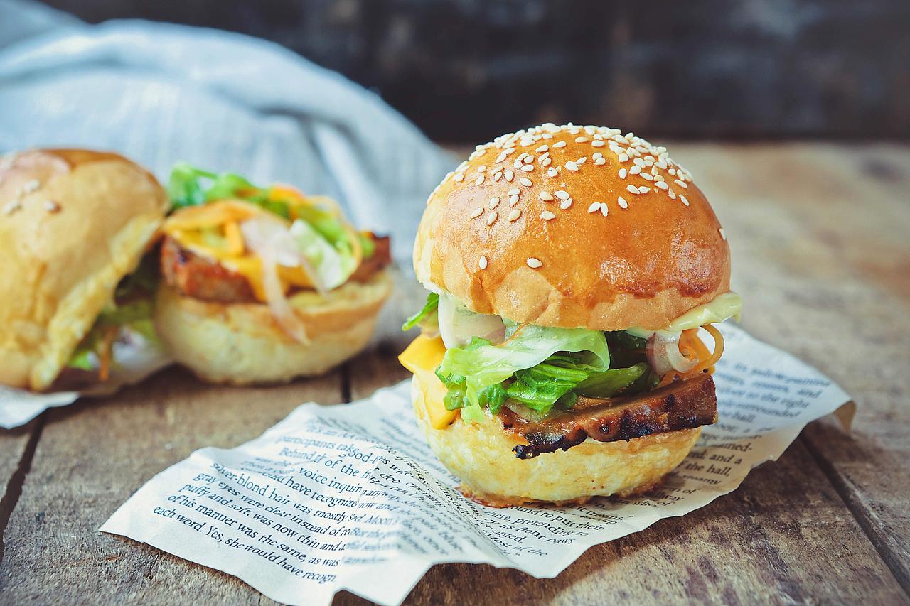 汉堡（图ZNTcwMDczMDg=） - 产品摄影 - 站酷设计师摄影师晓东原创素材 - 站酷ZCOOL
