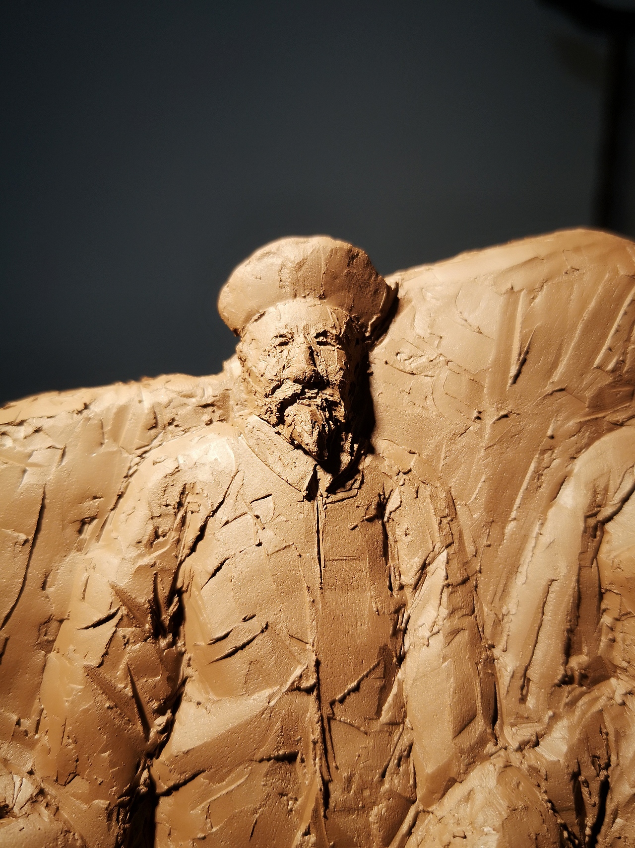 淮军将领浮雕泥稿