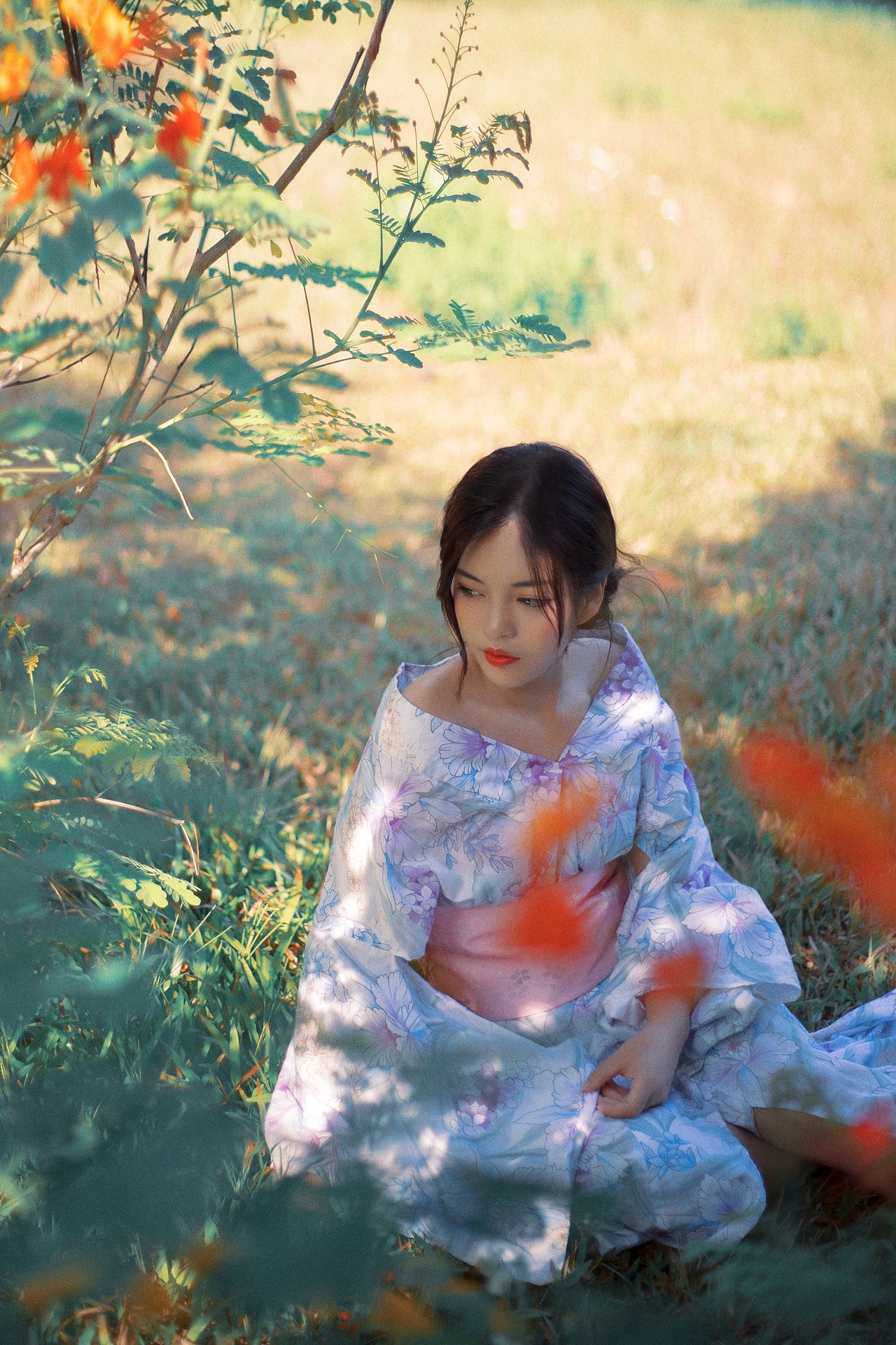 摇曳花荫（图ZMjA4MzAxNDg4） - 人像摄影 - 站酷设计师困在slin啊原创素材 - 站酷ZCOOL