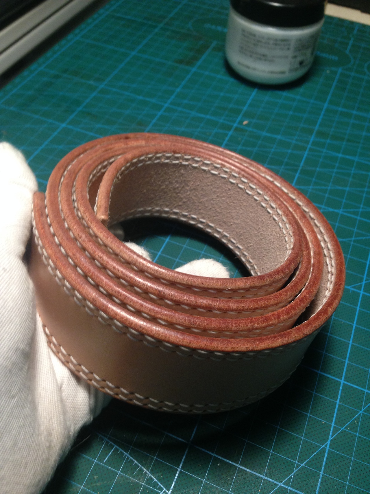 自用双缝线皮带|手工艺|工艺品设计|王继 - 原创作品 - 站酷 (zcool)
