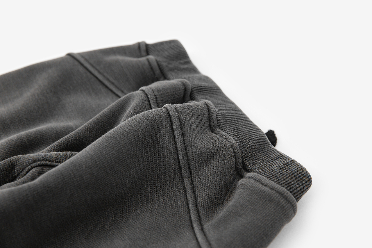 针织底抓绒牛仔裤服装静物平铺白底图拍摄（图ZMTg4MDU2OTQw） - 产品摄影 - 站酷设计师杭州摄影师祥子原创素材 - 站酷ZCOOL