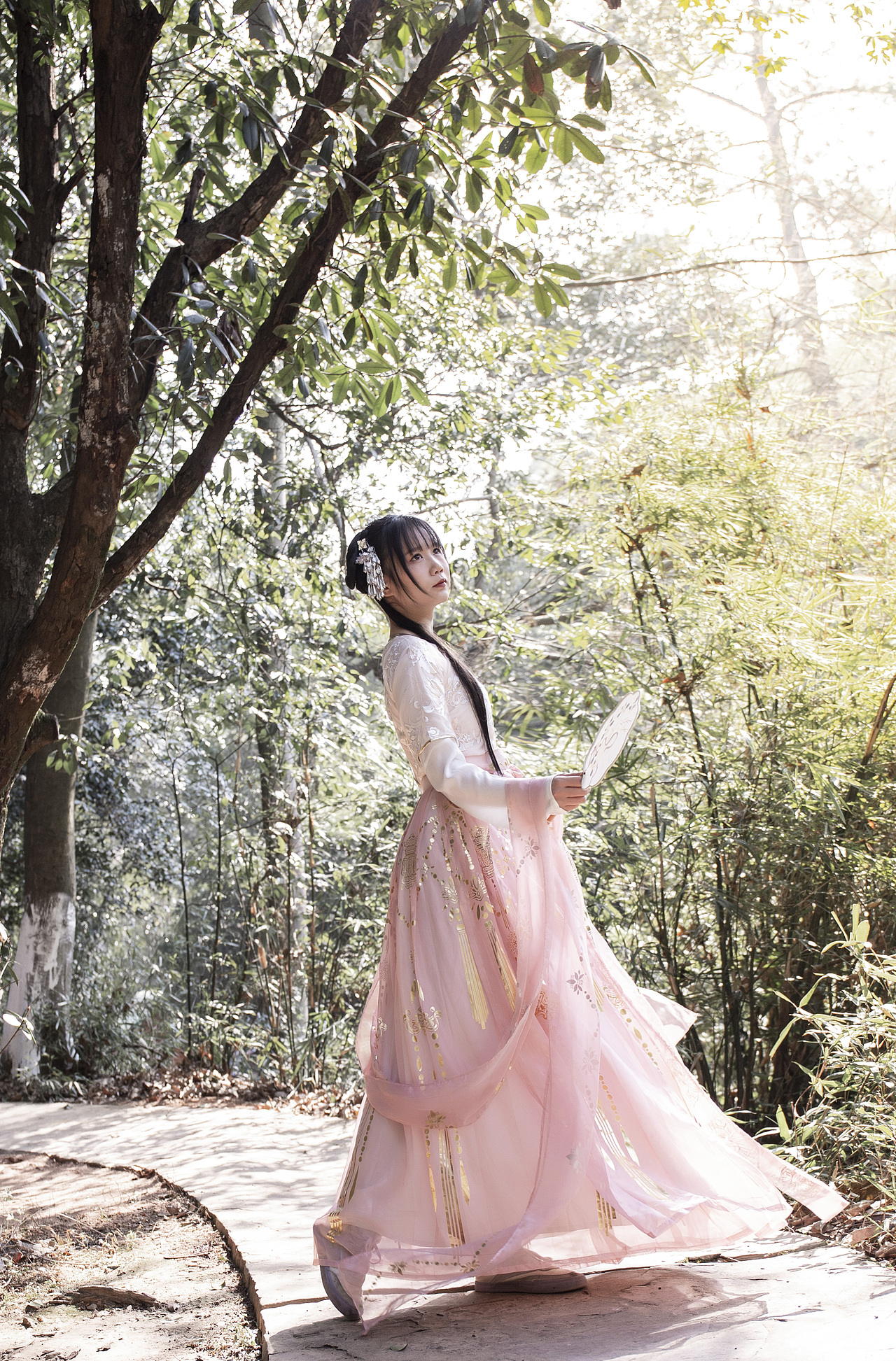 汉服,冬日暖洋洋的一天