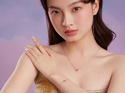 &lt;早春浪漫，职场新星&gt; 首饰佩戴图