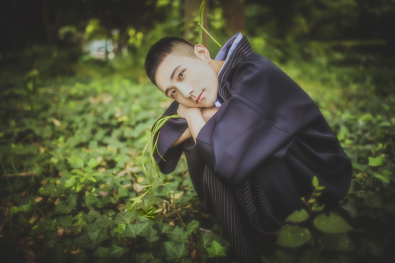 「森 屿」（图ZOTkzNTYzNzY=） - 人像摄影 - 站酷设计师花犯辛未原创素材 - 站酷ZCOOL