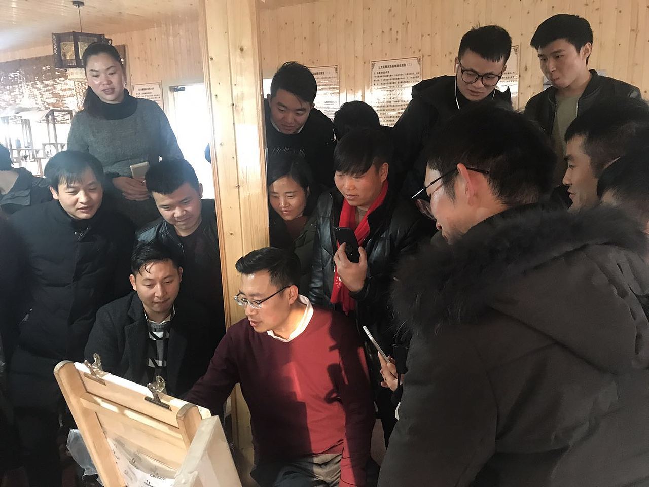 贵州省第一届美术教师研修班知名校长栾明华现场分享