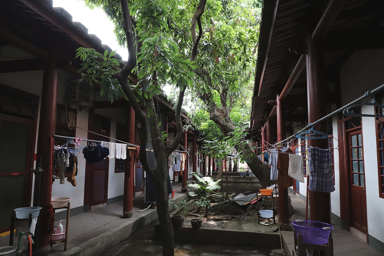 和尚和工人休息的地方。