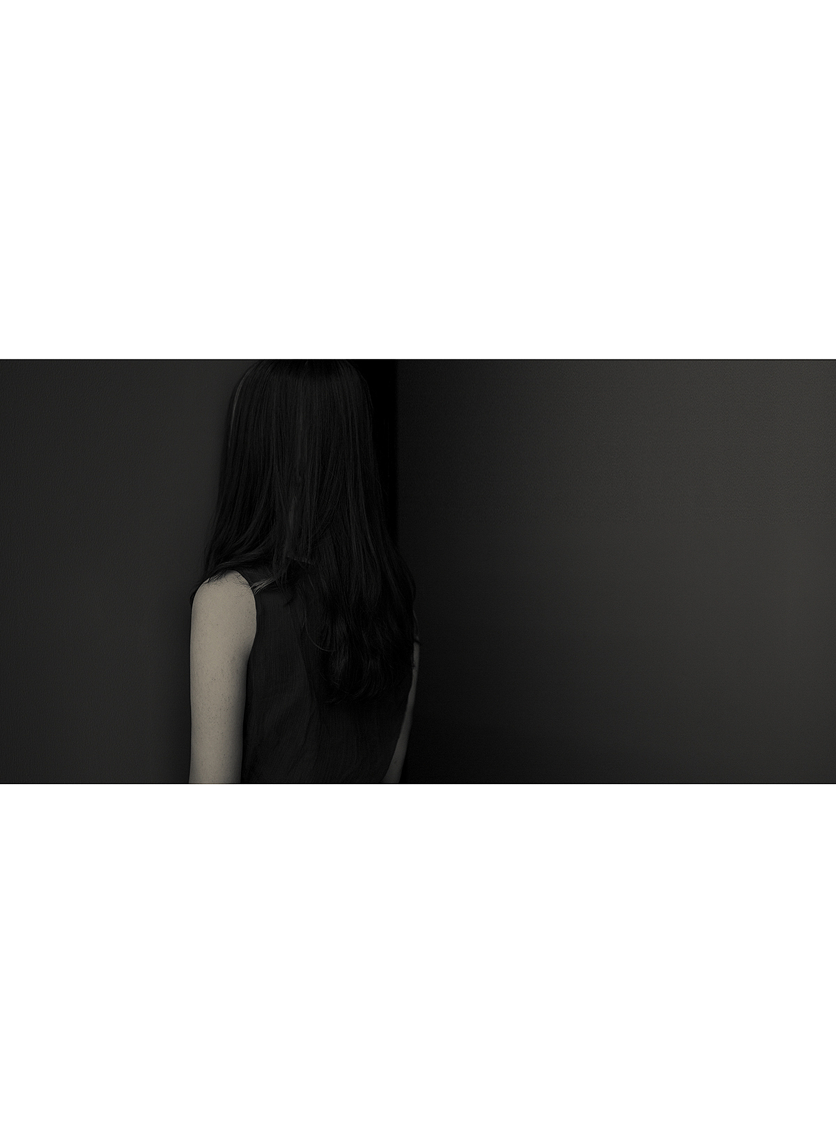 【感官逆流】（图ZODYwNTY3MTI=） - 人像摄影 - 站酷设计师参与失眠原创素材 - 站酷ZCOOL